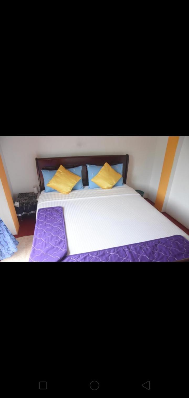 Bed and Breakfast The Train View Нувара-Элия Экстерьер фото